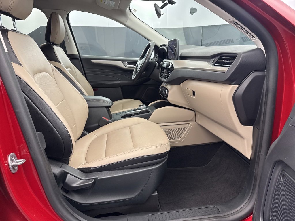 Used 2022 Ford Escape SEL image 33