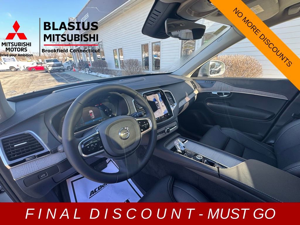 Used 2025 Volvo XC90 B6 Ultra w/ Protection Package Premier image 30