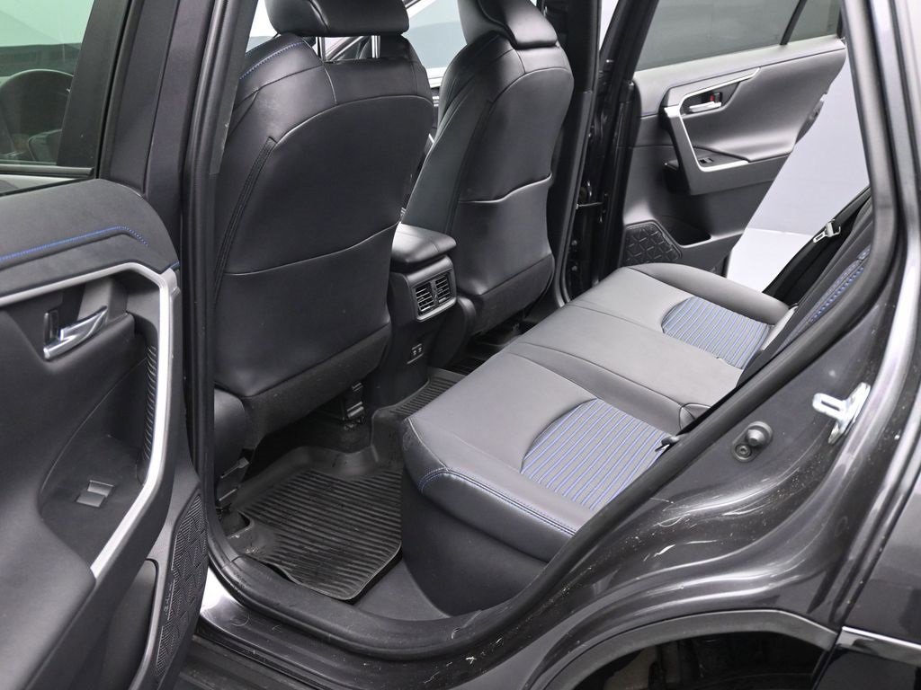 Used 2021 Toyota RAV4 XSE image 17