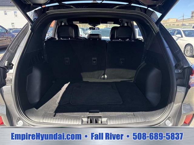 Used 2025 Ford Escape ST-Line Select AWD/4WD image 6