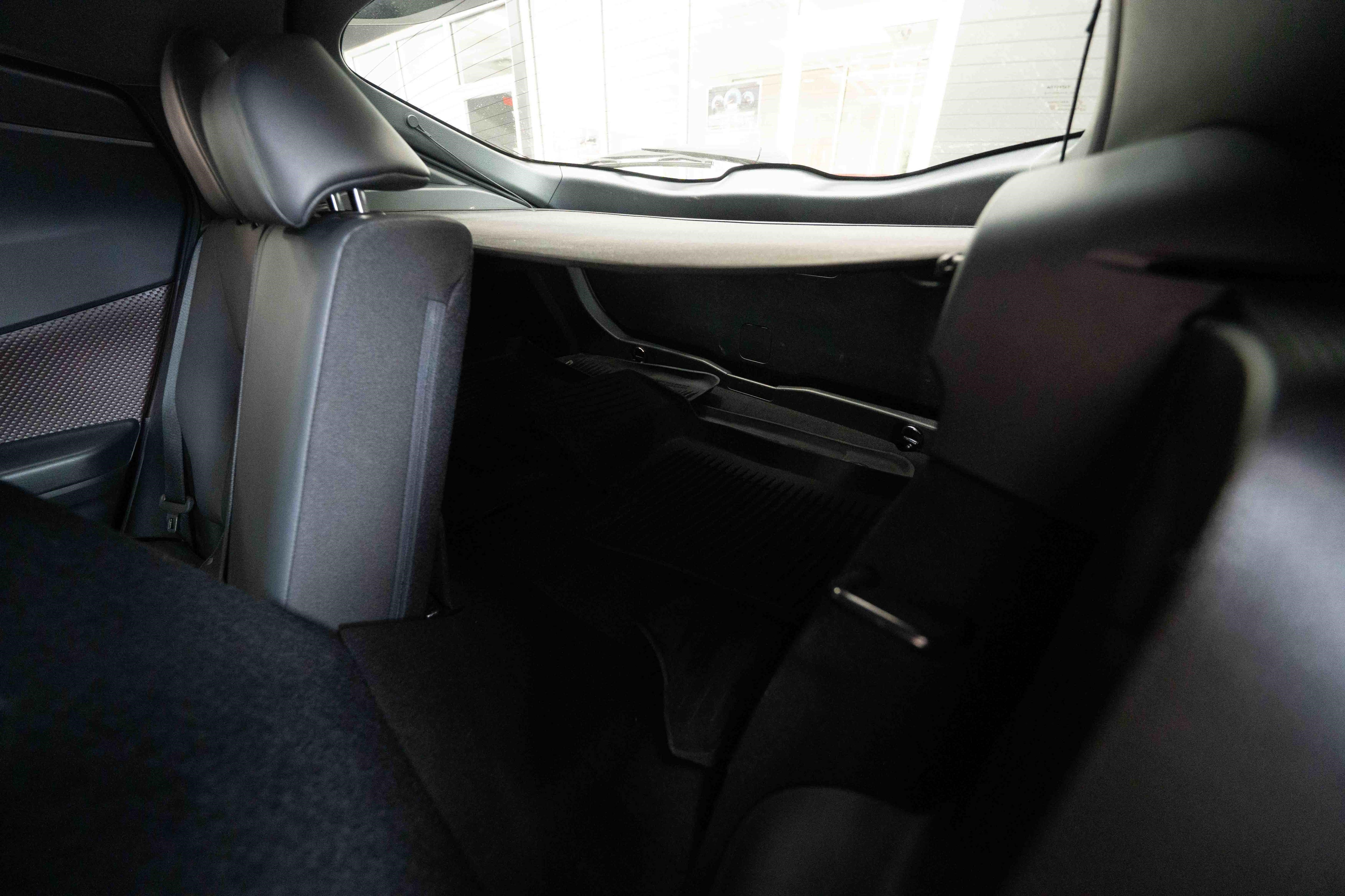 Used 2019 Toyota C-HR Limited FWD image 24