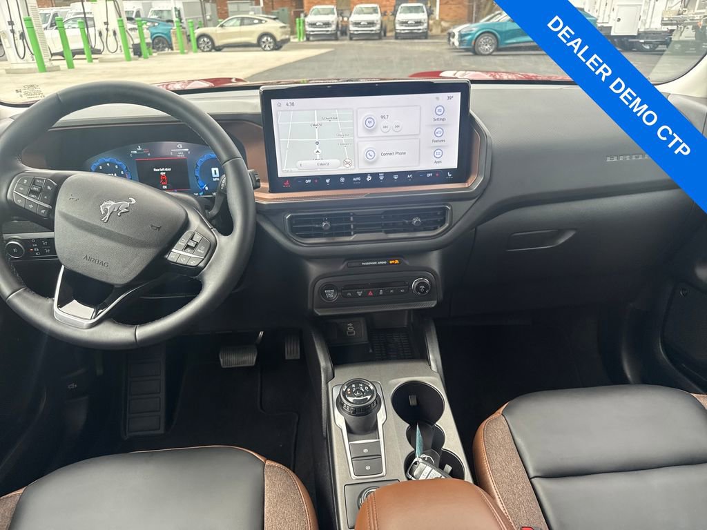 Used 2025 Ford Bronco Sport Outer Banks w/ Outer Banks Tech Package+ AWD/4WD image 14