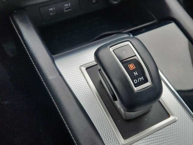 Used 2023 Mitsubishi Outlander SEL image 45