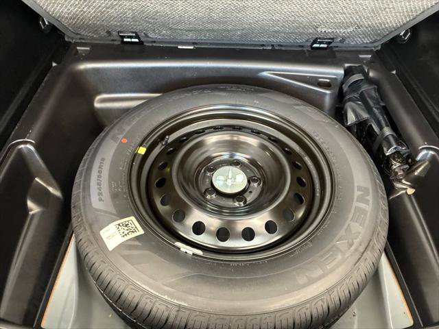 Certified 2024 Jeep Grand Cherokee Altitude AWD/4WD image 22