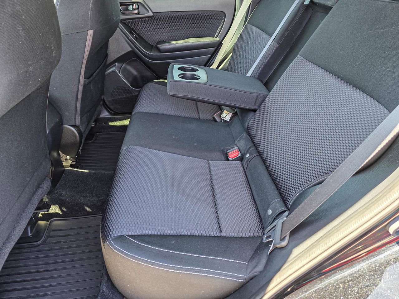 Used 2017 Subaru Forester 2.5i Premium image 27