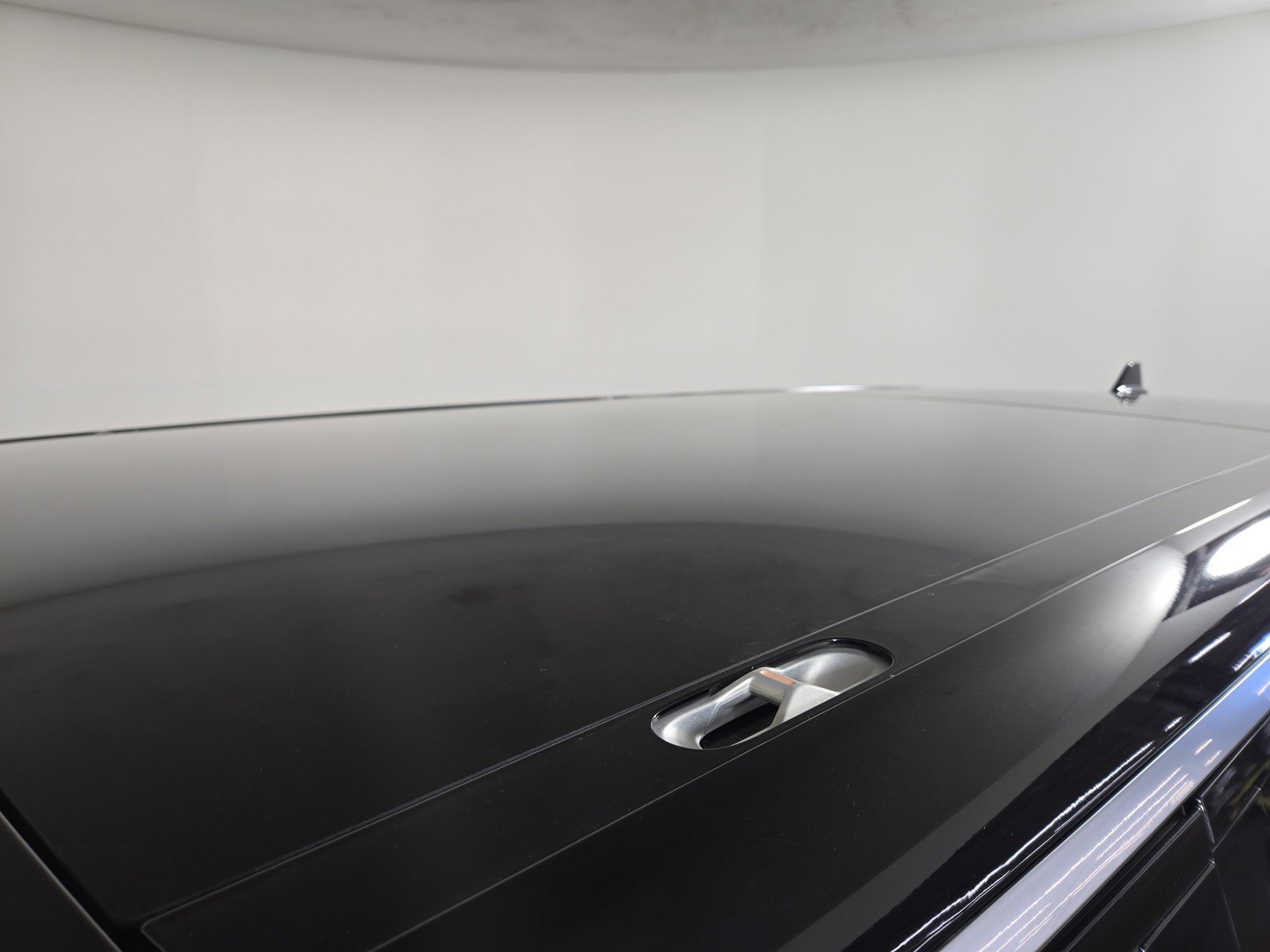 Used 2022 Rivian R1S Launch Edition image 13