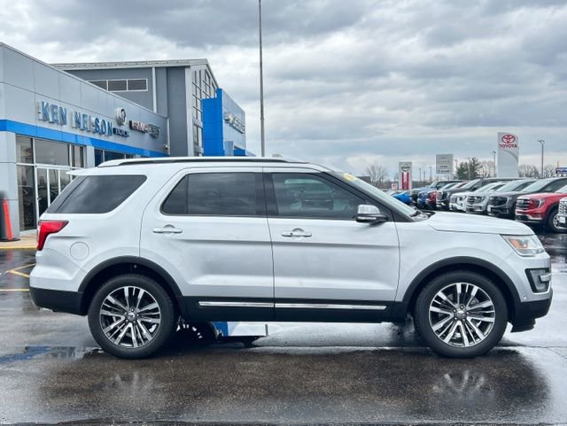 Used 2016 Ford Explorer Platinum image 14