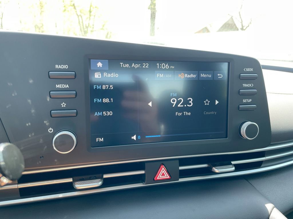 Certified 2025 Hyundai Elantra SE image 43