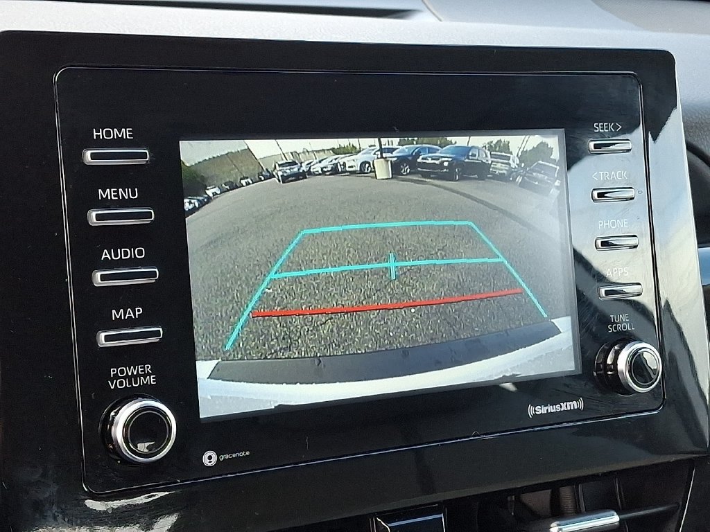 Used 2022 Toyota Camry SE FWD image 16