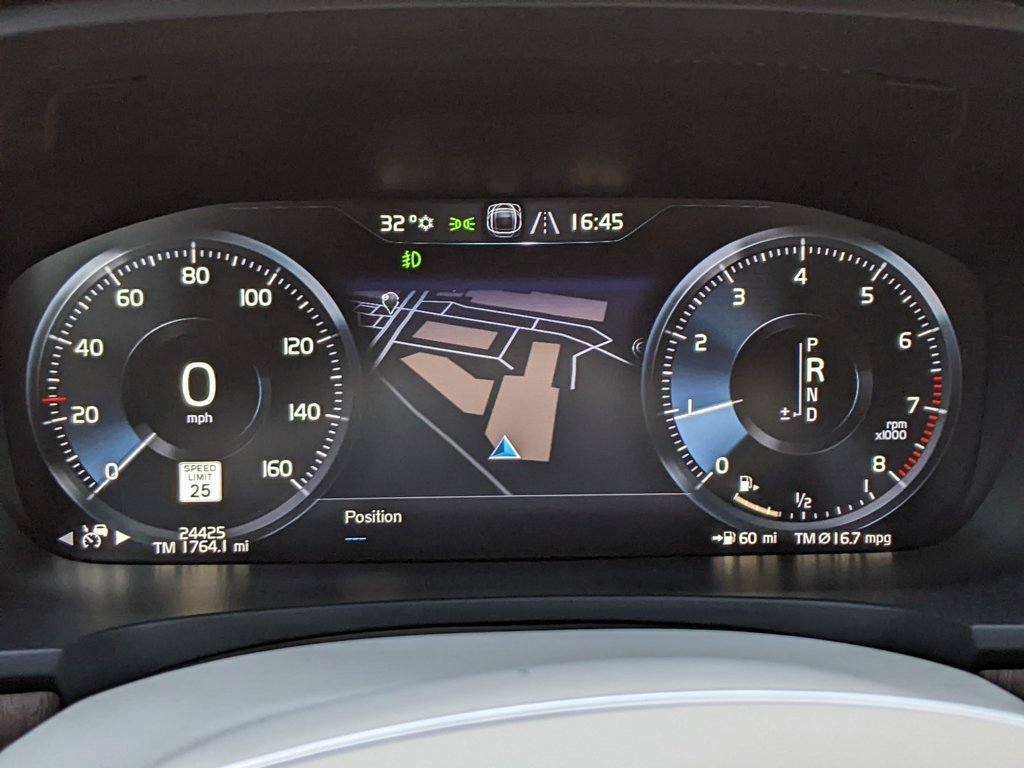 Used 2021 Volvo V90 T6 Cross Country w/ Climate Package image 15