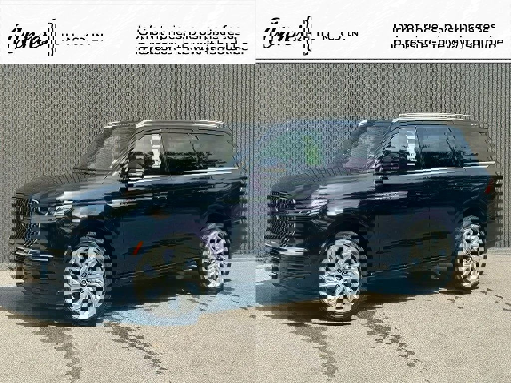 New 2025 Lincoln Navigator Reserve image 1