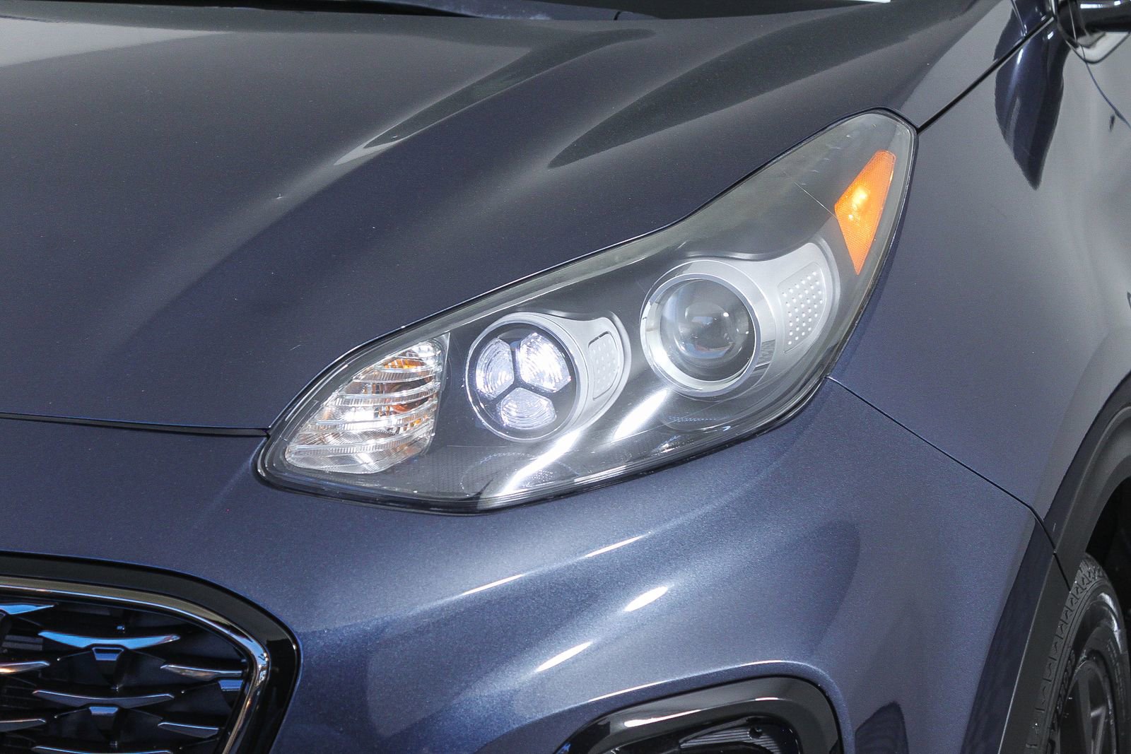 Used 2020 Kia Sportage S FWD image 4