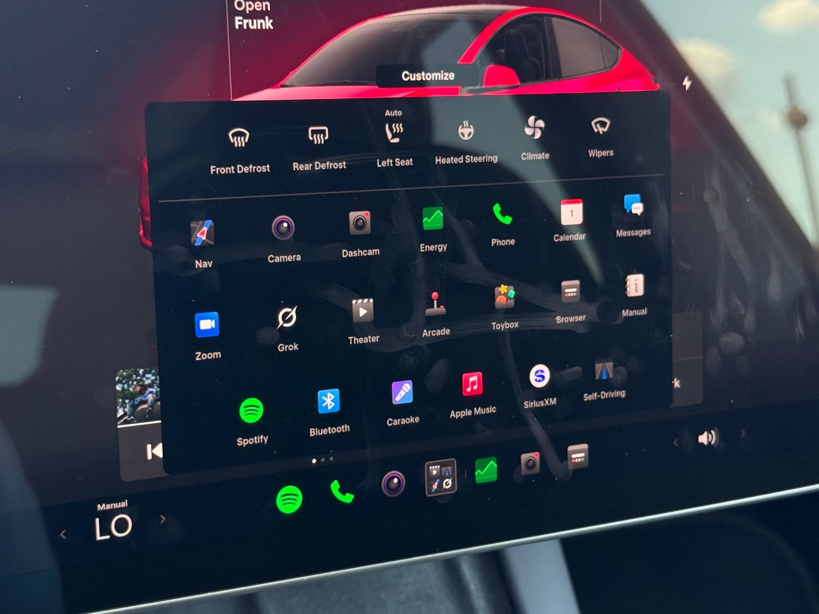 Used 2024 Tesla Model Y Long Range AWD/4WD image 19