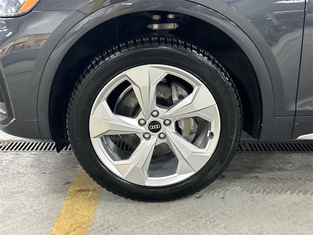 Used 2021 Audi Q5 2.0T Premium Plus w/ Premium Plus Package image 10