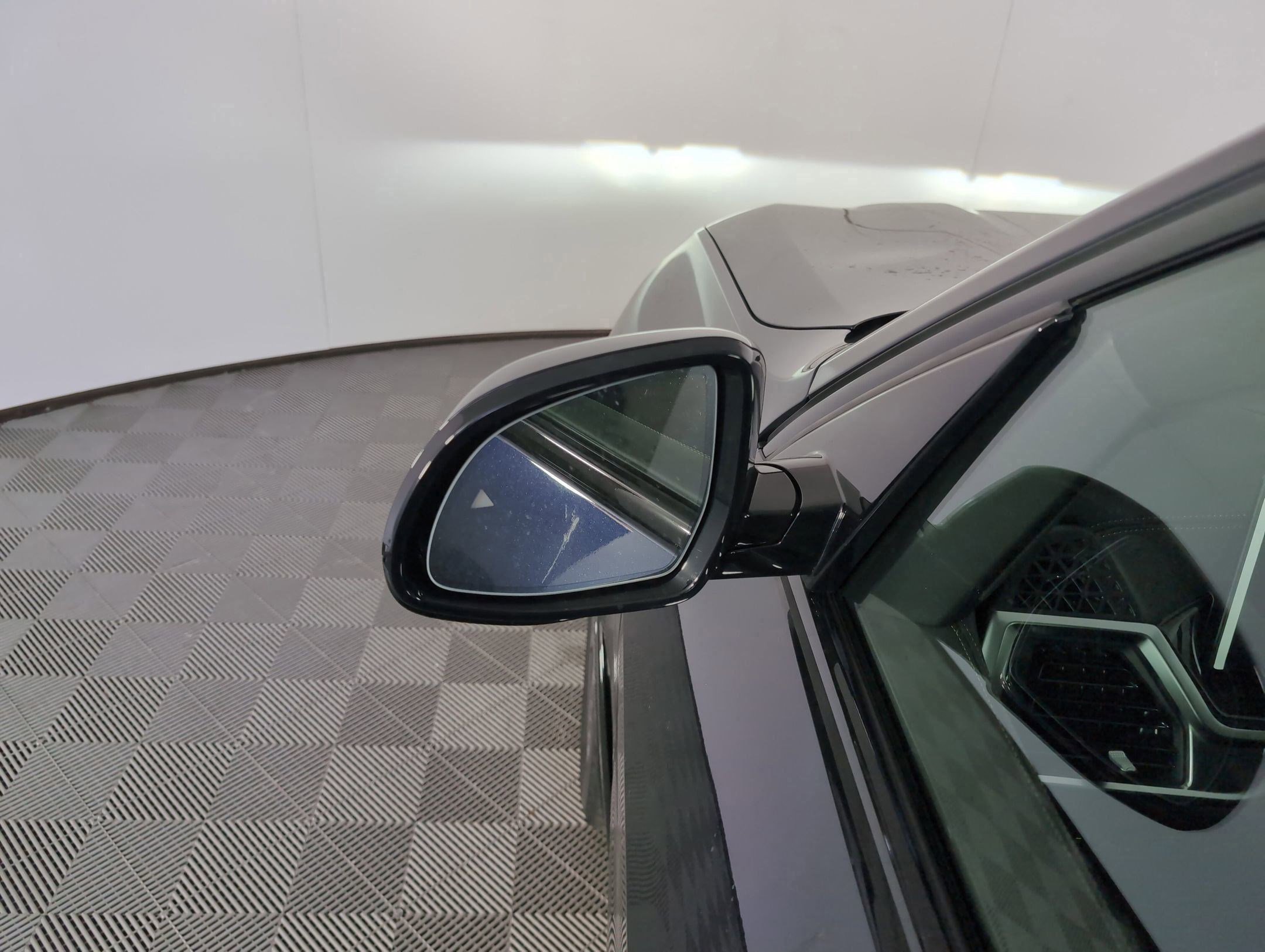 New 2026 BMW X7 xDrive40i w/ M Sport Package image 21