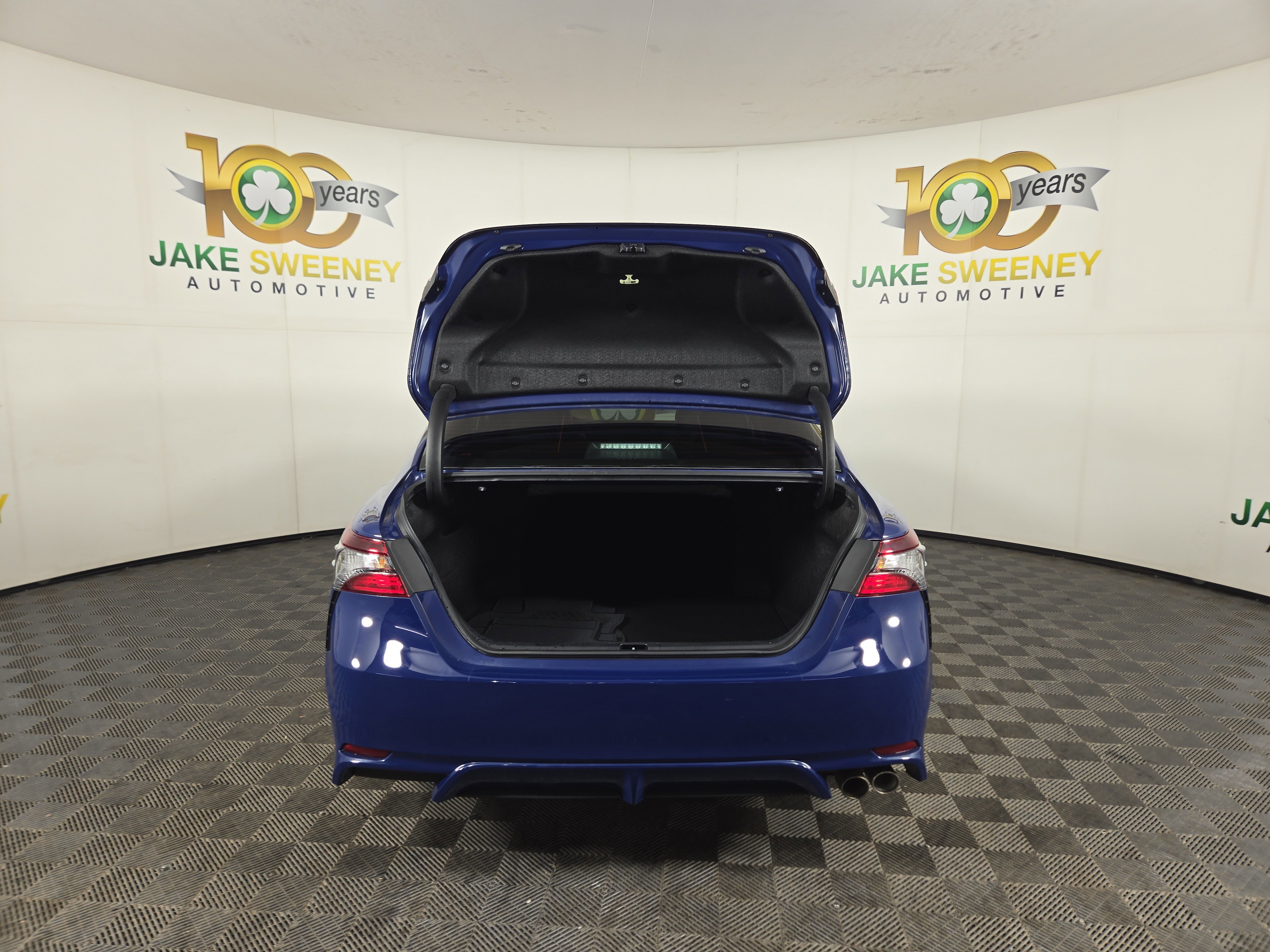 Used 2023 Toyota Camry SE w/ Convenience Package image 32