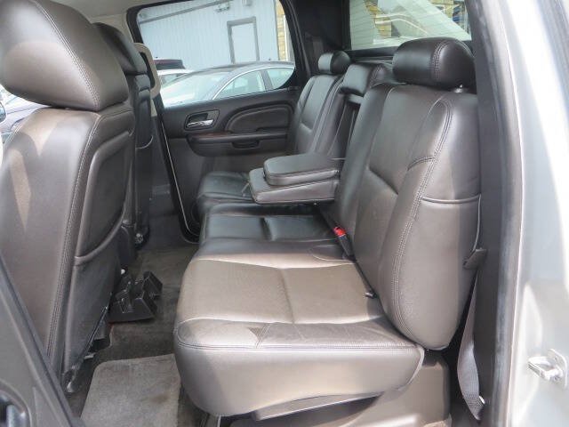 Used 2013 Cadillac Escalade EXT Luxury AWD/4WD image 34