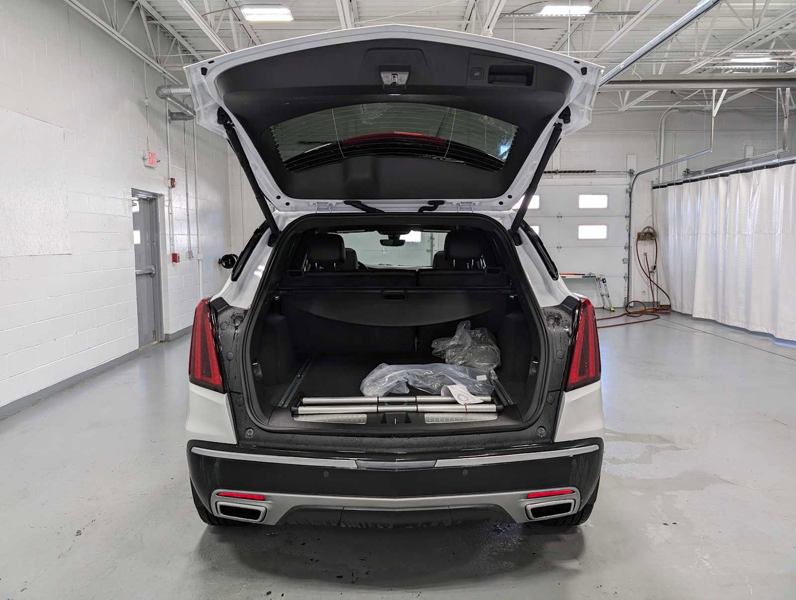 New 2025 Cadillac XT5 Premium Luxury w/ Technology Package FWD image 10
