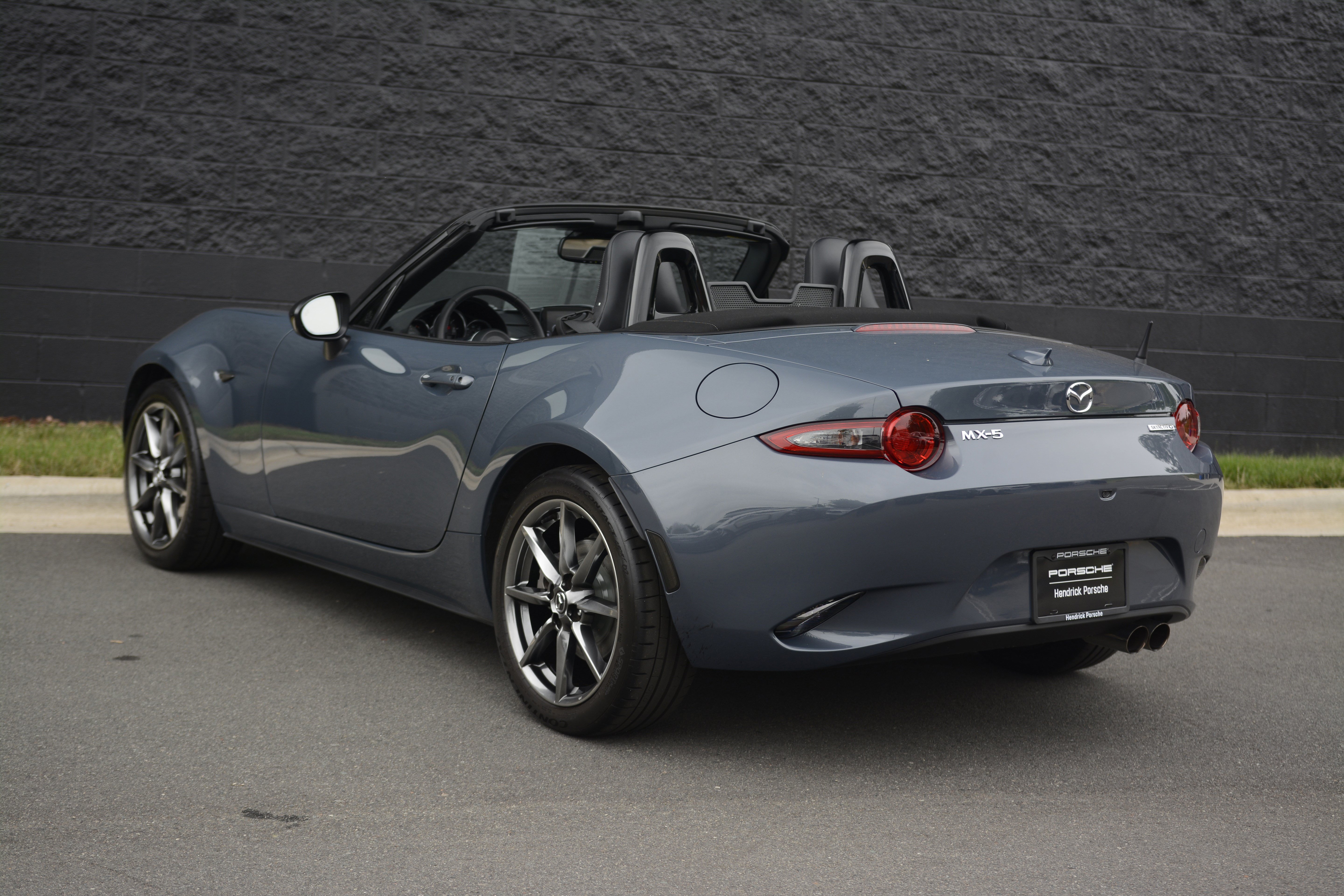 Certified 2021 MAZDA MX-5 Miata Grand Touring RWD image 3