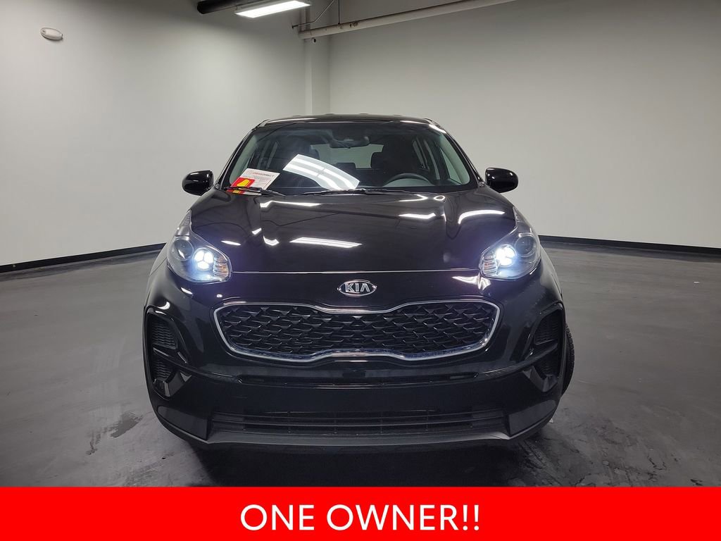 Used 2022 Kia Sportage LX image 3
