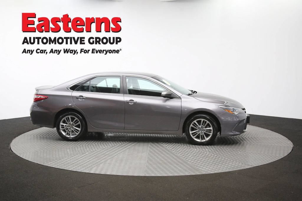 Used 2016 Toyota Camry SE FWD image 45