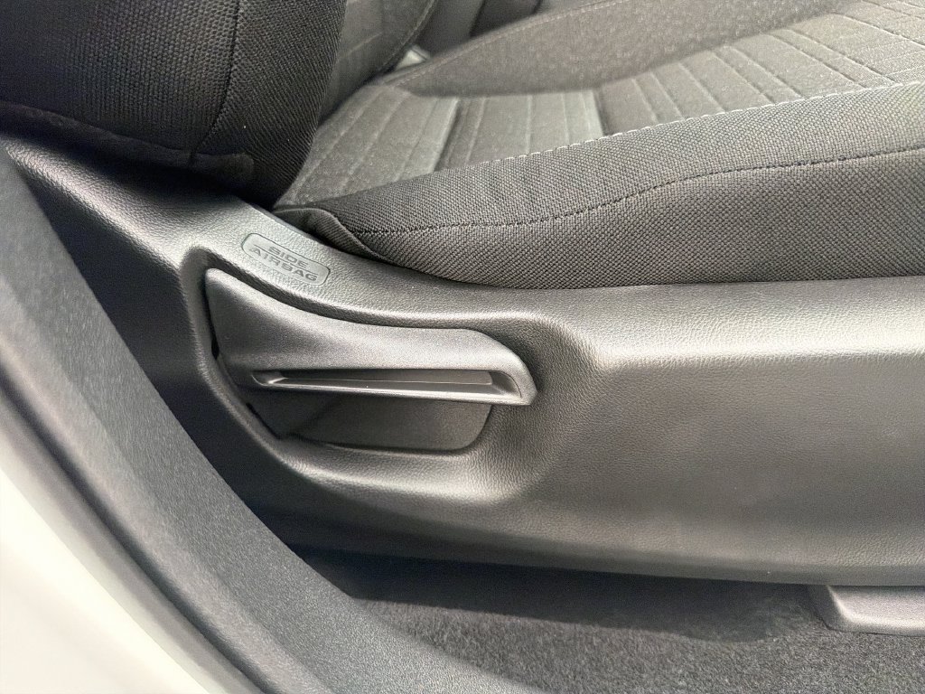 New 2027 Honda HR-V LX image 25