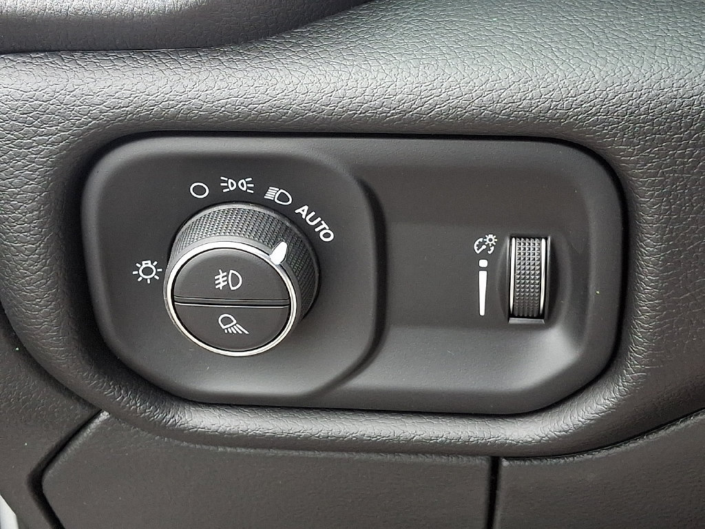 New 2026 RAM 2500 Big Horn AWD/4WD image 20