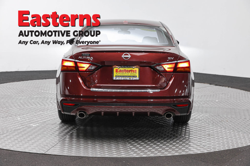Used 2023 Nissan Altima 2.5 SV w/ SV Premium Package FWD image 7