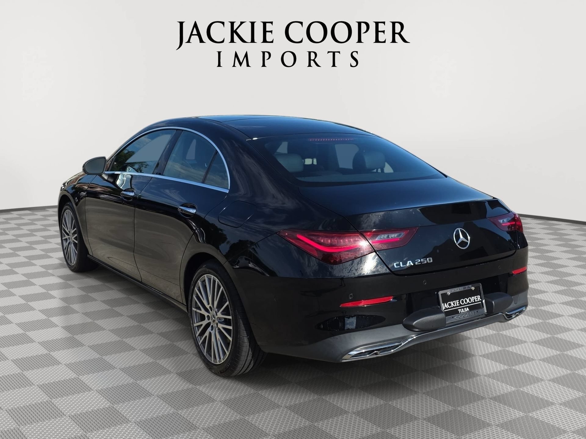 Used 2025 Mercedes-Benz CLA 250 image 7