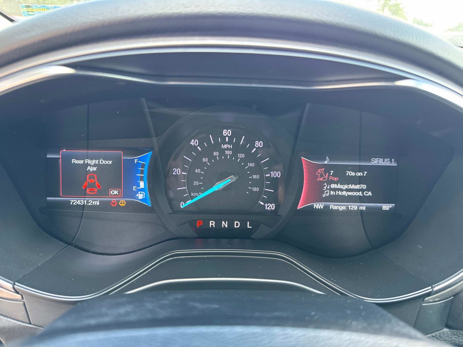 Used 2020 Ford Fusion SE image 28