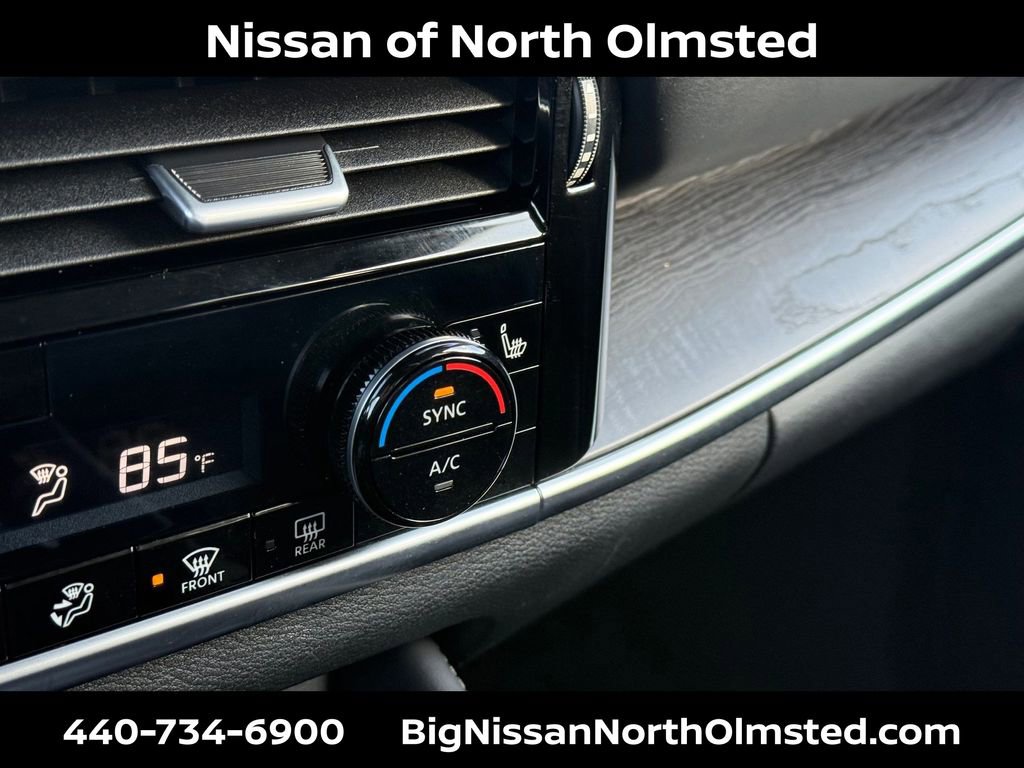 Certified 2022 Nissan Rogue Platinum w/ Head-Up Display Package AWD/4WD image 21