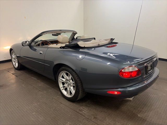 Used 2001 Jaguar XK8 Convertible image 31