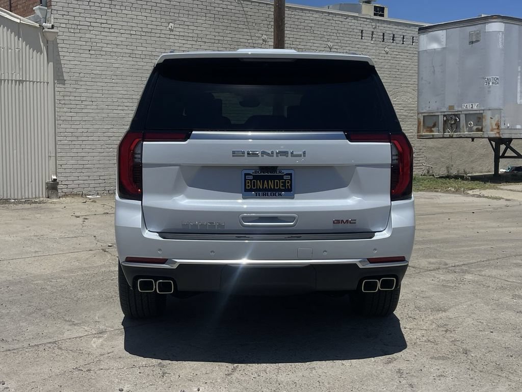 New 2026 GMC Yukon Denali w/ Denali Reserve Package AWD/4WD image 39