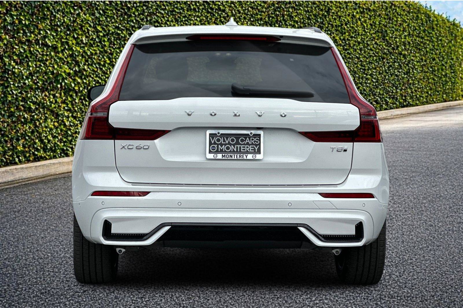 New 2026 Volvo XC60 T8 Plus w/ Protection Package Premier AWD/4WD image 5