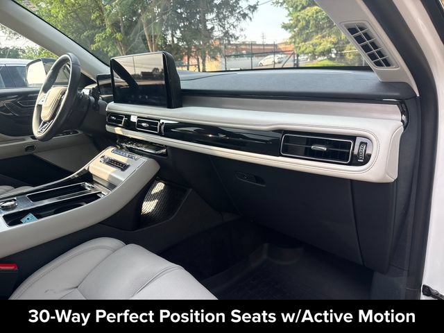 Used 2025 Lincoln Aviator Reserve w/ Equipment Group 201A AWD/4WD image 29