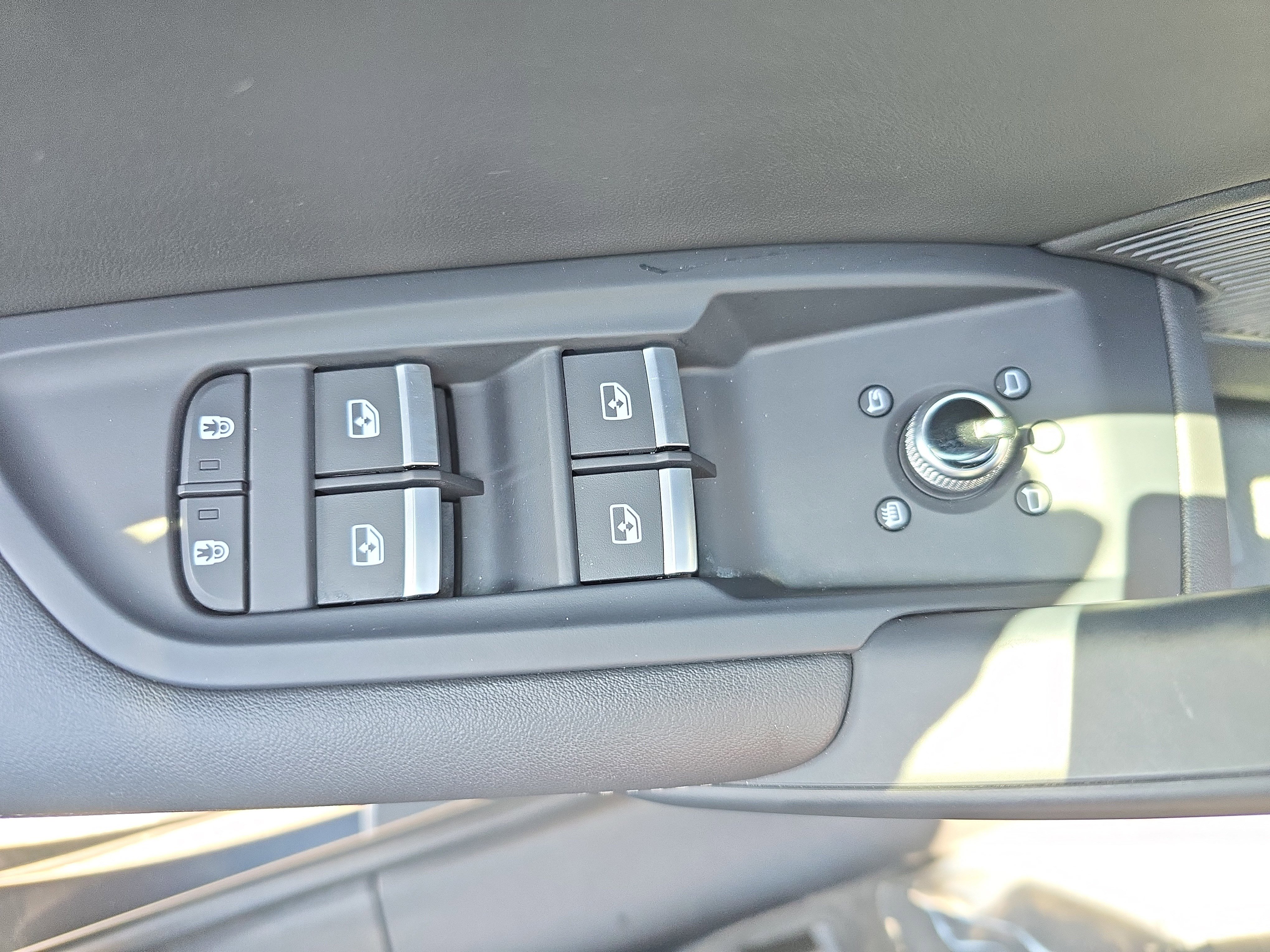 Used 2023 Audi Q5 2.0T Premium Plus w/ Premium Plus Package image 26