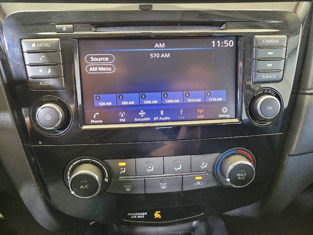 Used 2018 Nissan Rogue S AWD/4WD image 25