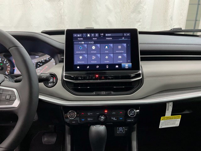 New 2026 Jeep Compass Limited AWD/4WD image 17