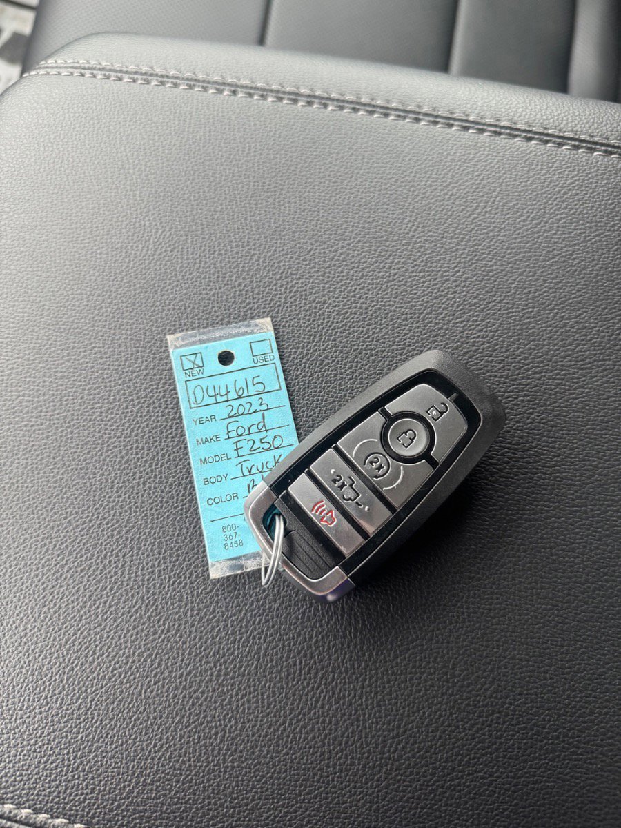 Used 2023 Ford F250 Lariat w/ Lariat Ultimate Package image 44