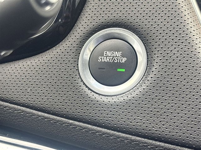 Certified 2024 Cadillac XT5 Premium Luxury w/ LPO, Floor Liner Package image 17