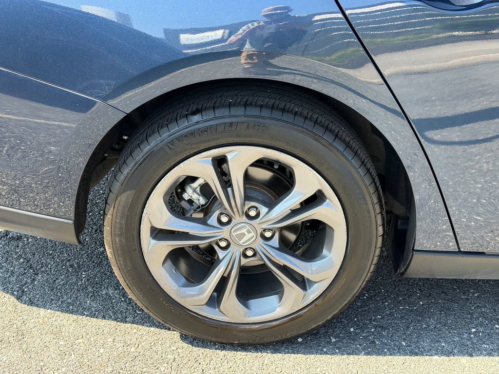 Used 2024 Honda Accord EX image 12