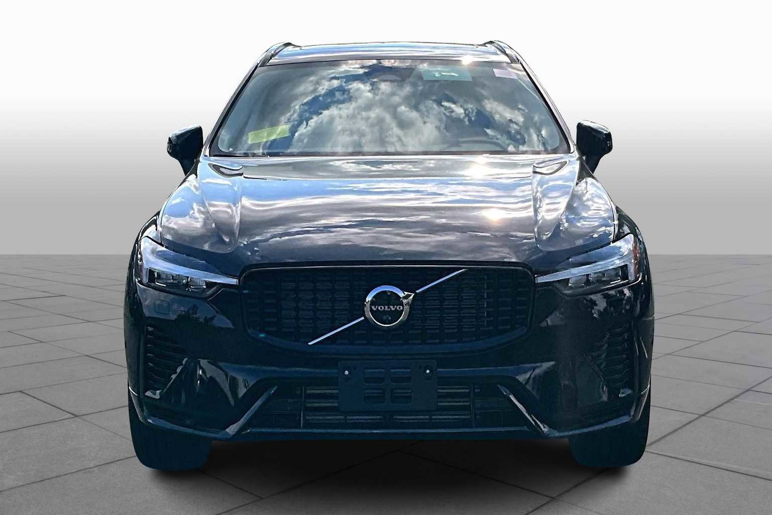 New 2025 Volvo XC60 T8 Plus w/ Protection Package Premier image 2