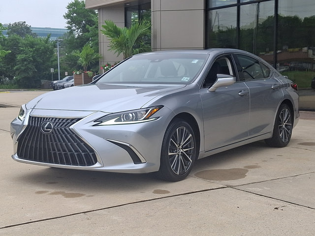 Certified 2023 Lexus ES 300h w/ Premium Package FWD image 3