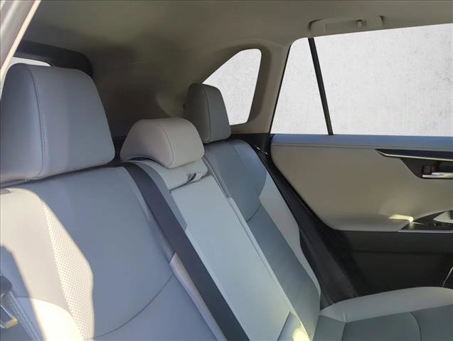 Used 2023 Toyota RAV4 Limited image 20