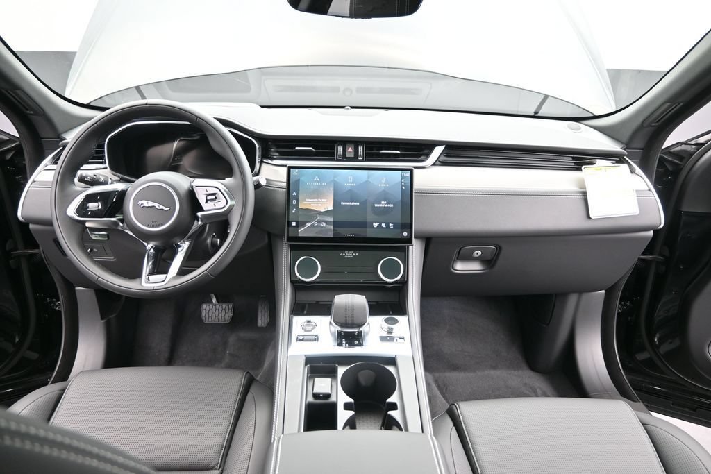 New 2026 Jaguar F-PACE R-Dynamic S AWD/4WD image 19