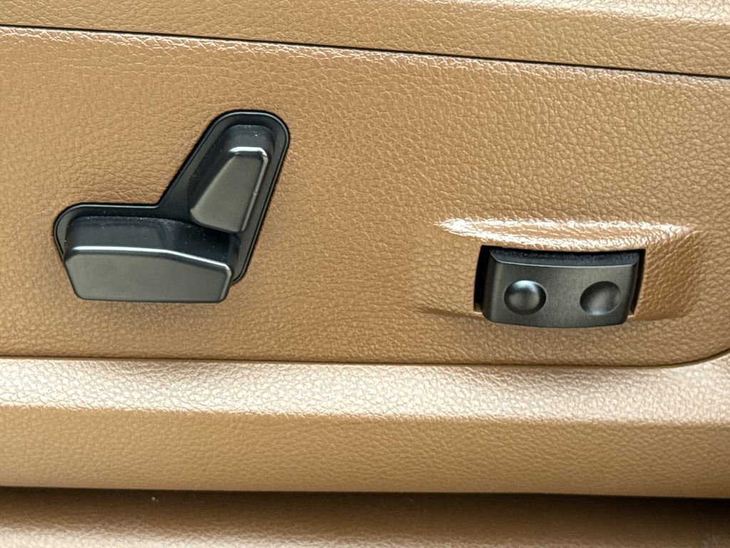 Used 2024 RAM 3500 Limited w/ Safety Group image 22