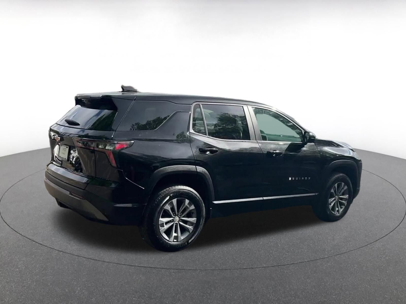 Used 2025 Chevrolet Equinox LT FWD image 15