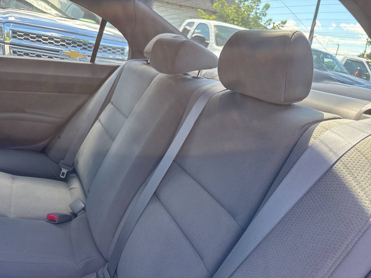 Used 2010 Honda Civic DX-VP image 13