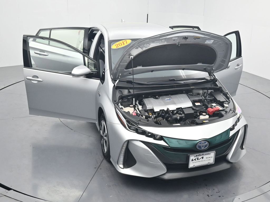 Used 2017 Toyota Prius Prime Plus w/ Carpet Mat Package FWD image 53