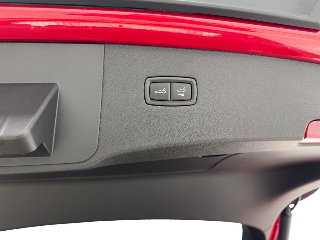 Used 2026 Porsche Cayenne Coupe image 86